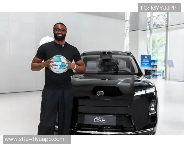 杰伦布朗谈球队现状强调未来潜力与成长空间仍需努力