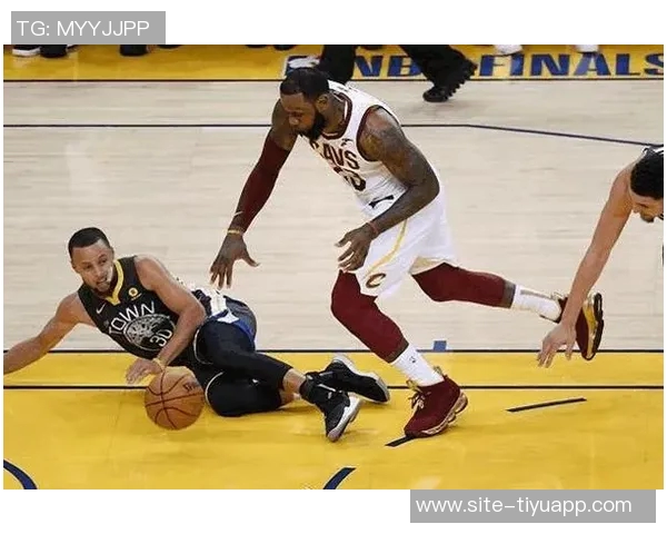 爵士凯尔特人比赛裁判报告揭示漏判与争议犯规细节