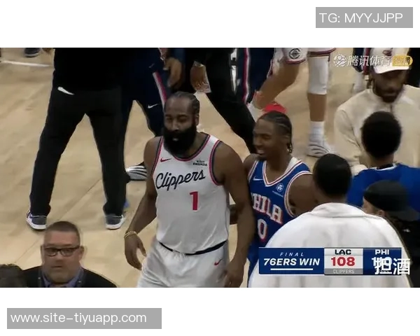 马克西拼尽全力独自抗衡双加时创下52分钟新纪录超越哈登成为本赛季联盟第一