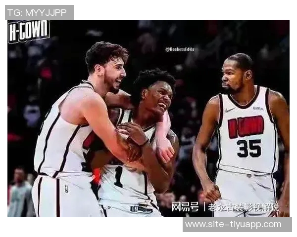 火箭战胜骑士杜兰特与阿门击掌瞬间成胜利海报焦点