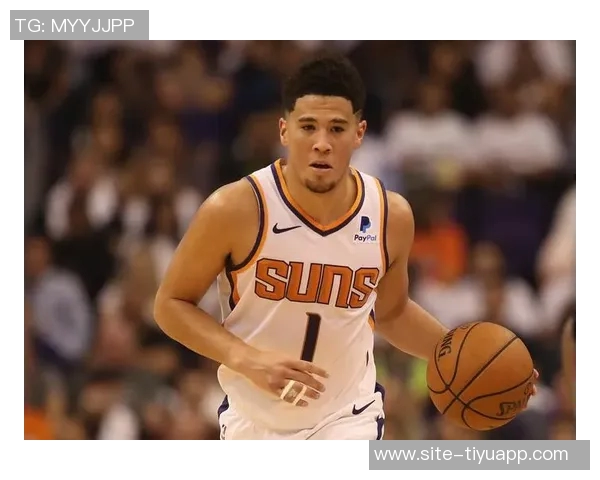 布克强调全员健康对季后赛的重要性强调准备应对未知挑战