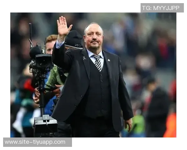 贝尼特斯重返教坛计划浮现自信伊斯坦布尔奇迹是自己杰作 贝尼特斯重返教坛计划浮现自信伊斯坦布尔奇迹是自己杰作