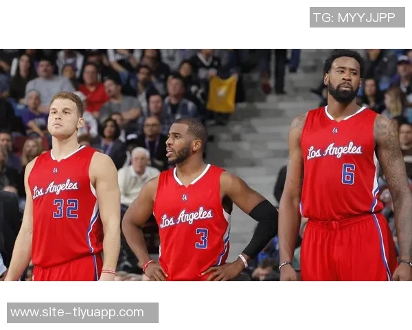 快船能否逆袭北伐成功剩余赛程难度较低距离季后赛仅差15胜场