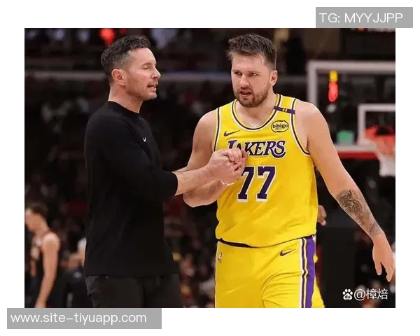 戈贝尔家庭再添新成员球迷热议狼记的信心与期待